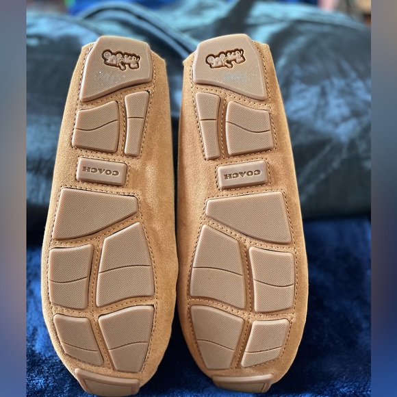 COACH REAL DYED LAMB FUR - Picture 2 of 7